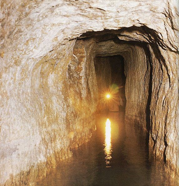 HEZEKIAH’S TUNNEL